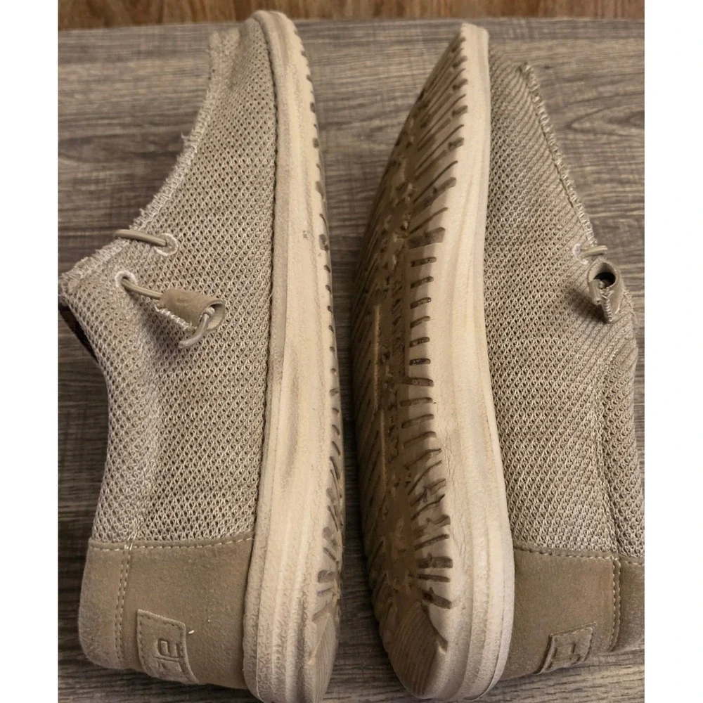 Hey Dude Wally Sox Slip On Shoes Mens Size 10 Beige